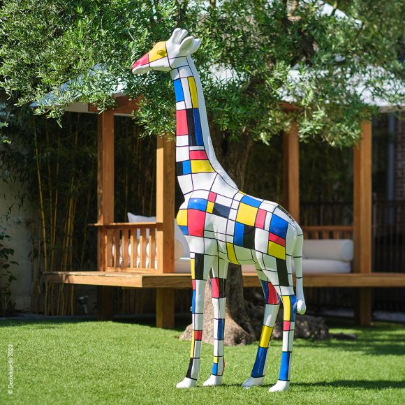 Statue girafe résine Mondrian grandeur nature - Déco du Jardin à Reims